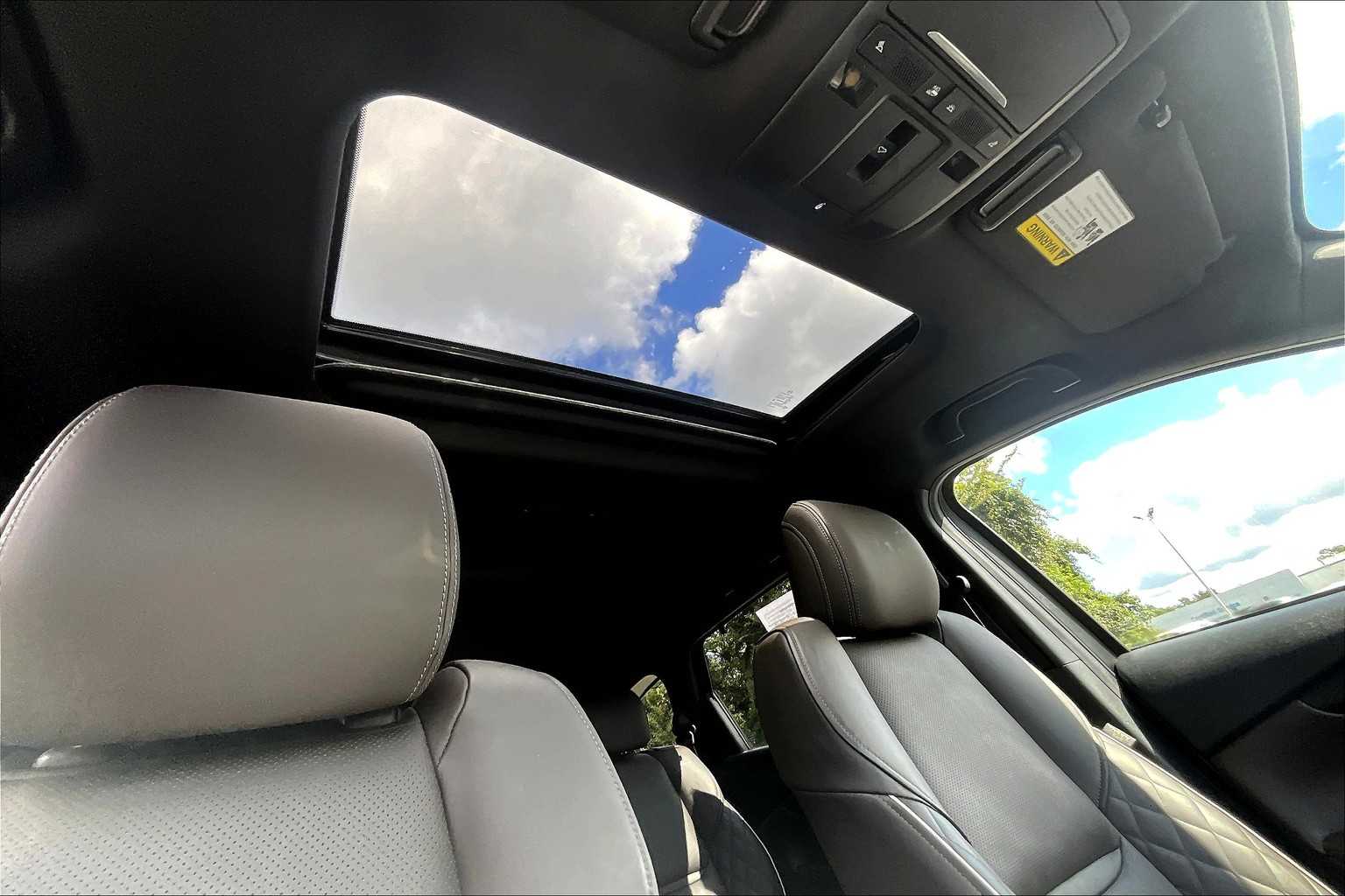 2023 Mazda CX-9 Signature photo 10