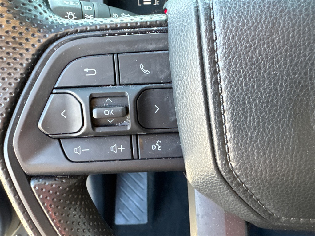 2024 Toyota Tacoma SR5 photo 23