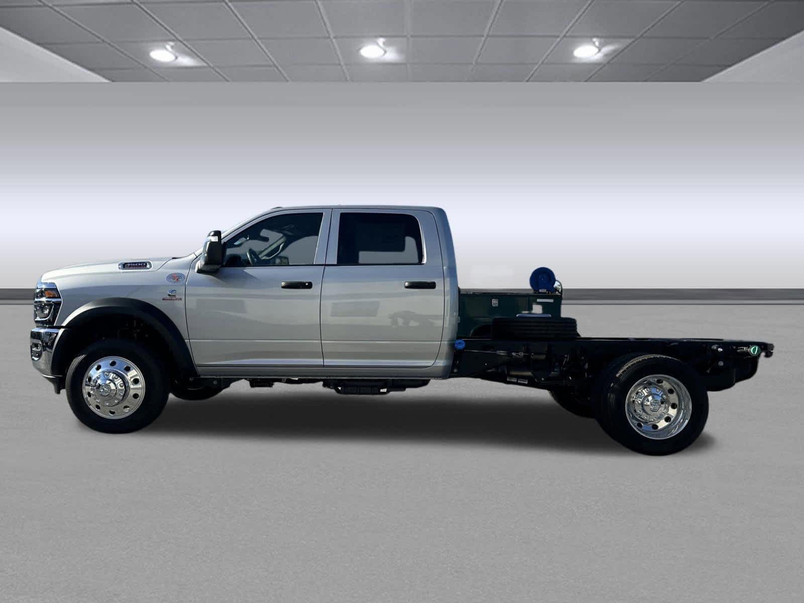 2026 Ram 4500 Tradesman photo 4
