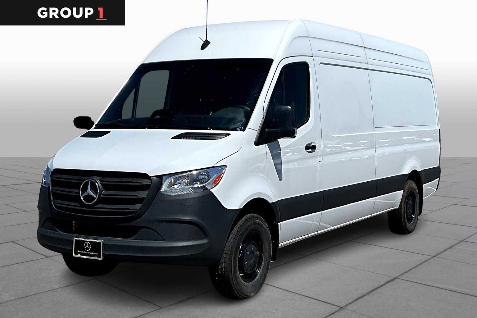 2025 Mercedes-Benz Sprinter Cargo Van Base's photo