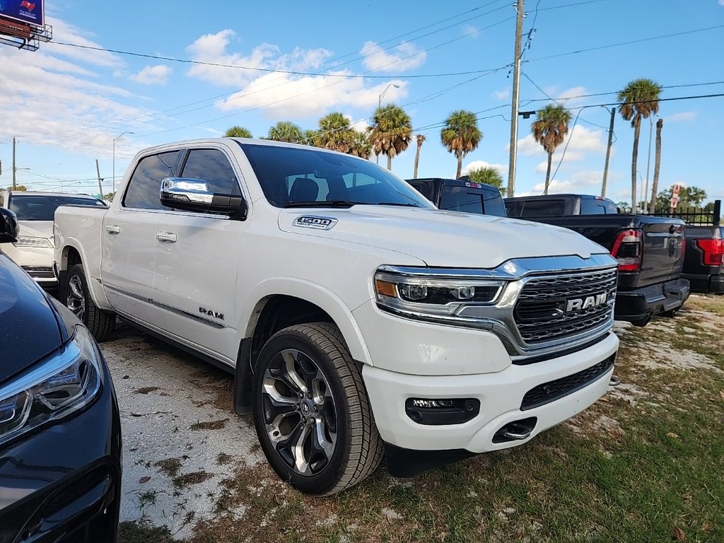 2023 RAM Ram 1500 Pickup Limited's photo