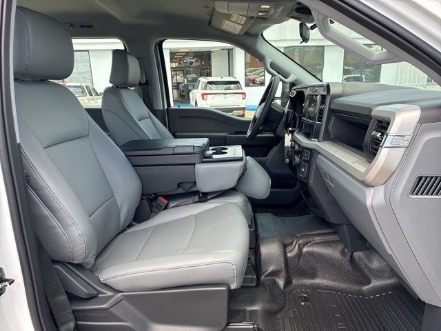 2026 Ford F-250 photo 28