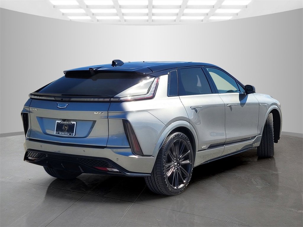 2026 Cadillac Lyriq photo 4