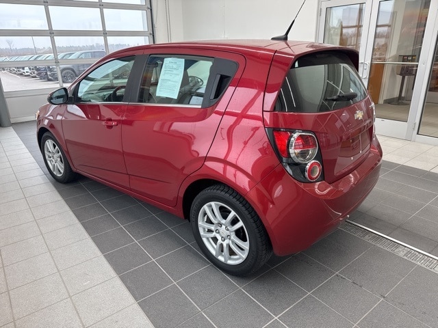 2013 Chevrolet Sonic LT photo 3