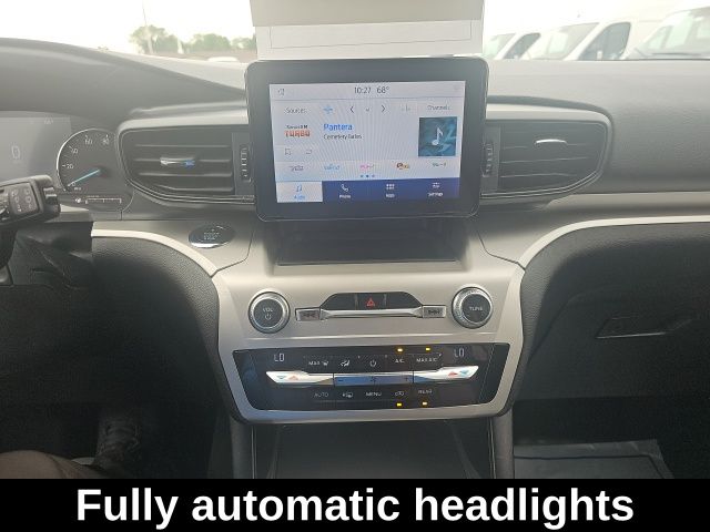 2020 Ford Explorer XLT photo 10
