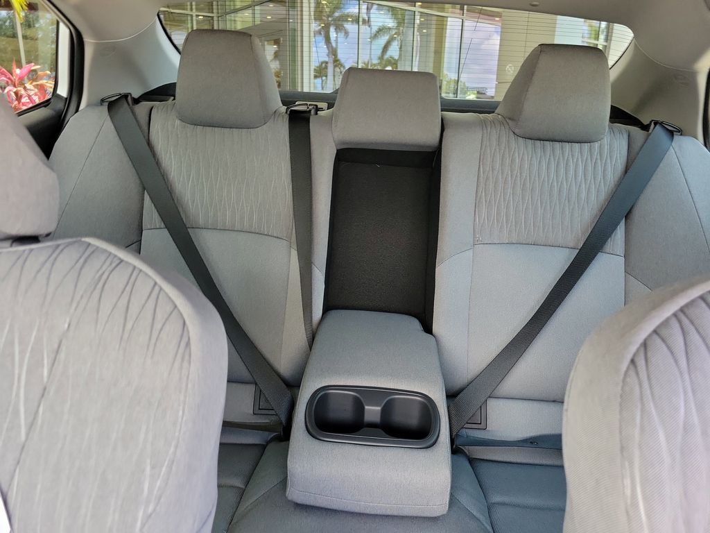 2025 Toyota Camry LE photo 24