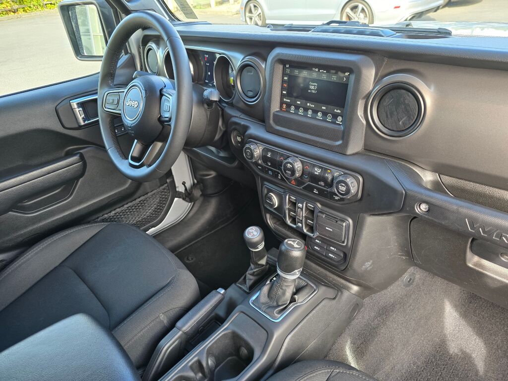 2023 Jeep Wrangler Willys 4xe photo 11
