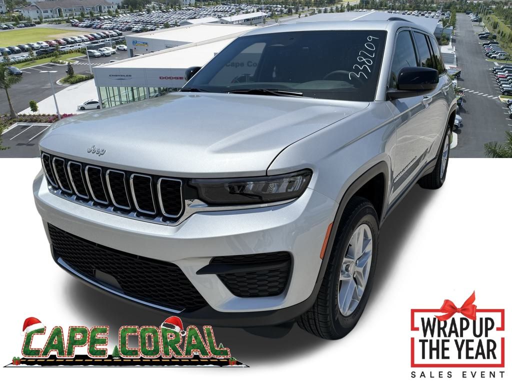 2025 Jeep Grand Cherokee Laredo's photo