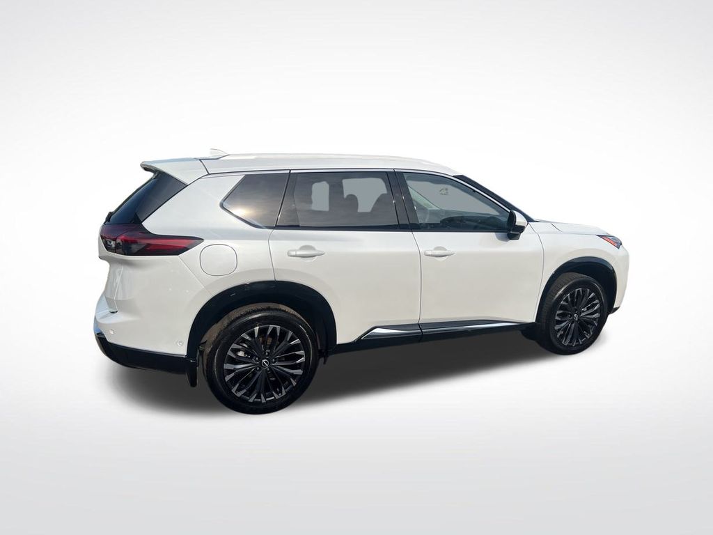2024 Nissan Rogue Platinum photo 45