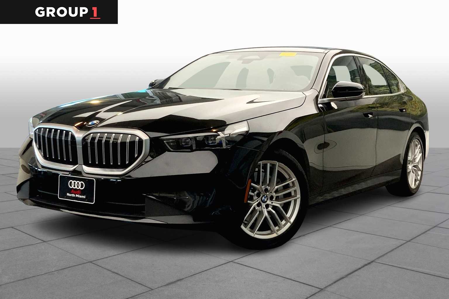 Pre-Owned 2025 BMW 5 Series 530i 4dr Car in Columbus