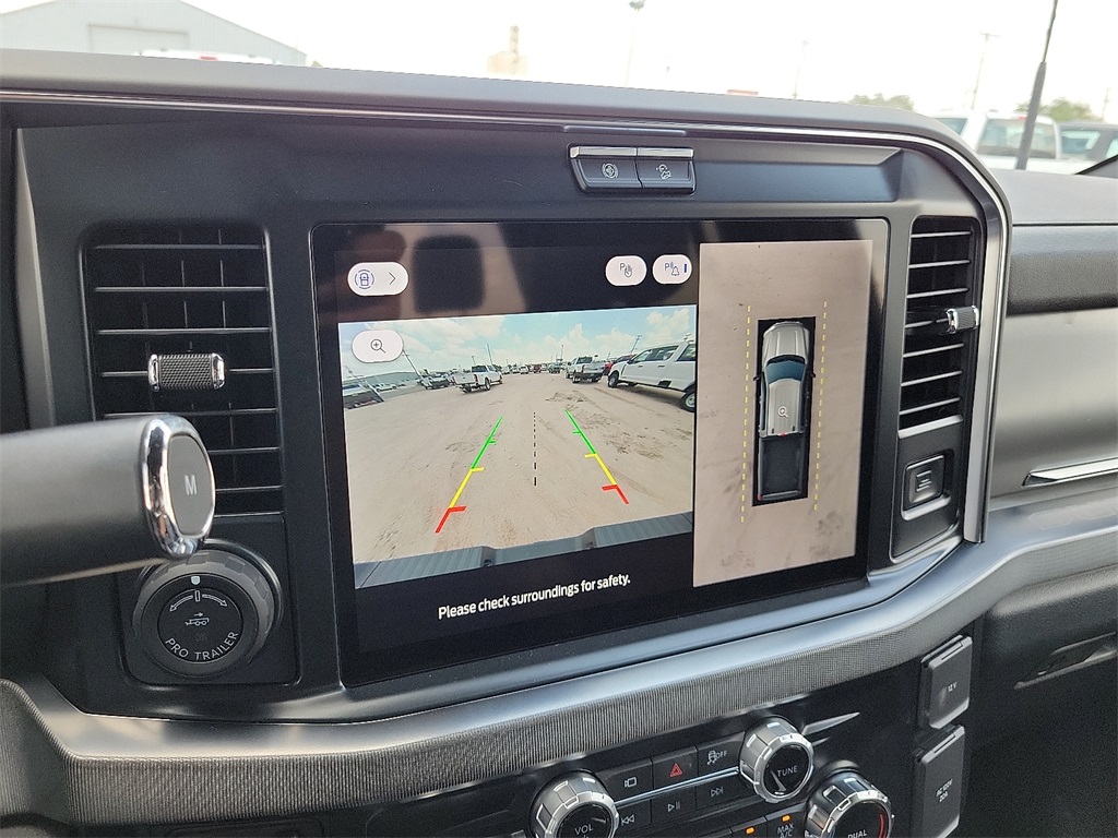 2025 Ford F-250 photo 21