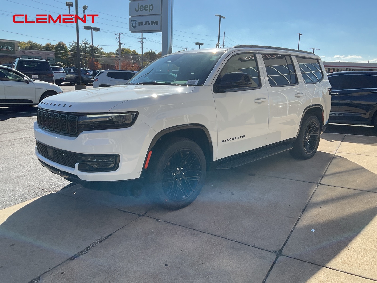 2025 Jeep Wagoneer Series II's photo