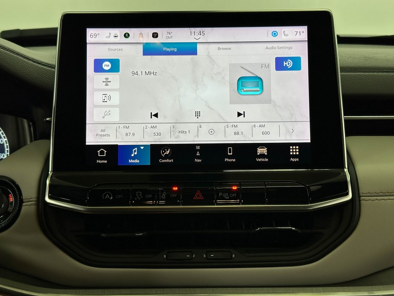 2024 Jeep Compass Limited photo 6