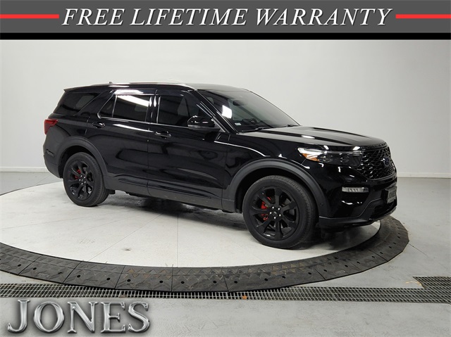 2021 Ford Explorer ST's photo