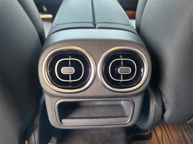 2024 Mercedes Benz GLC 300 Coupe photo 11