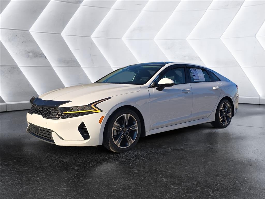 2022 Kia K5 EX's photo