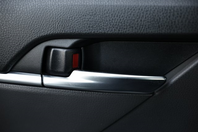 2023 Toyota Camry LE photo 23