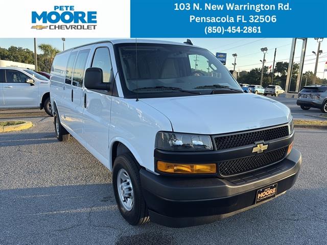 2025 Chevrolet Express Cargo Work Van's photo