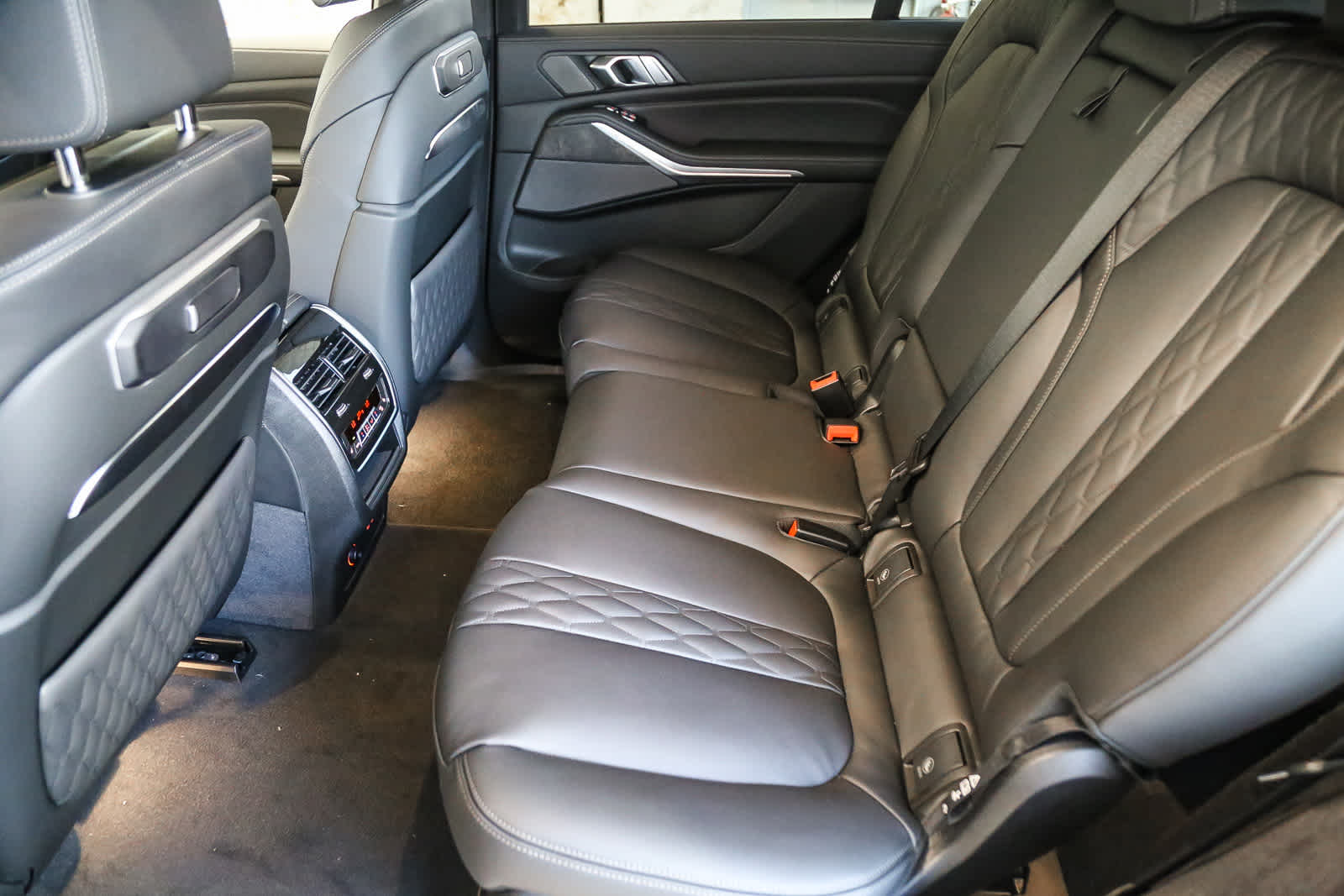 New 2024 BMW X7 ALPINA XB7 Sport Utility in Glendale 224197 Pacific BMW