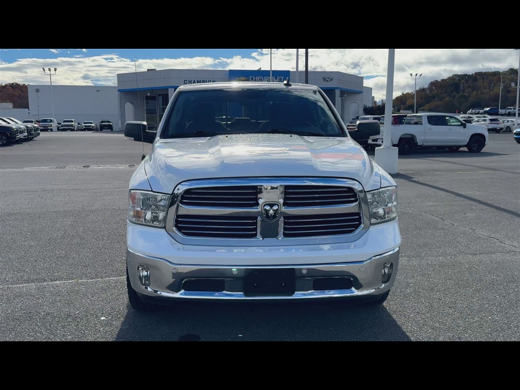 2017 Ram 1500 Big Horn photo 3