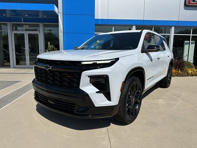 2026 Chevrolet Traverse RS photo 2