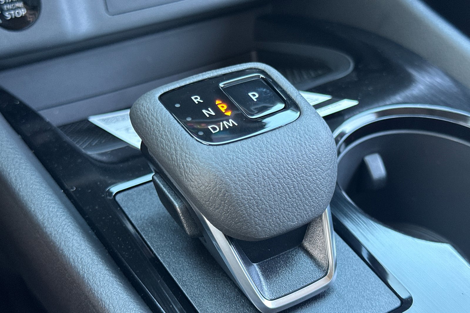2026 Nissan Rogue SV photo 21