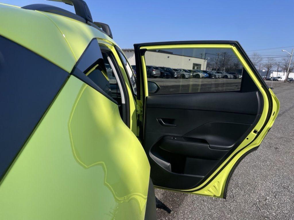 2024 Hyundai Kona SEL photo 16