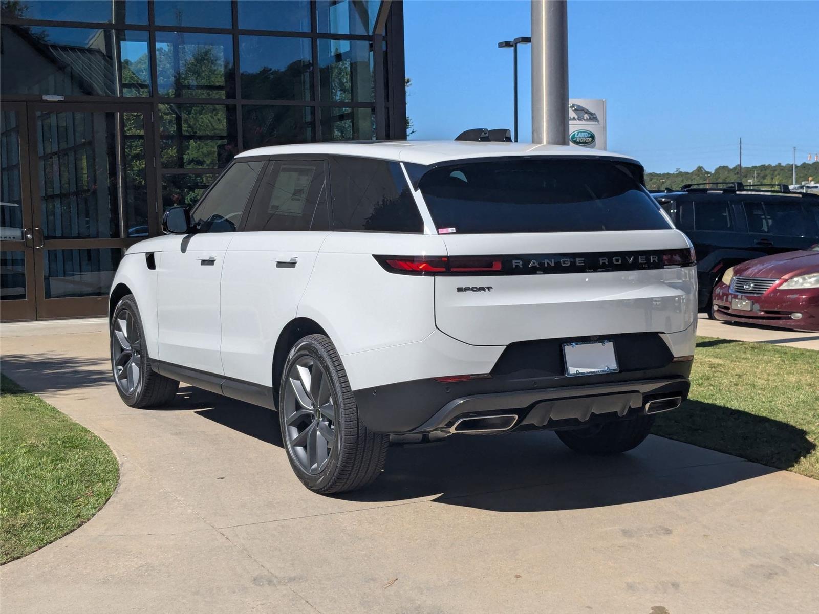 2025 Land Rover Range Rover Sport SE photo 7