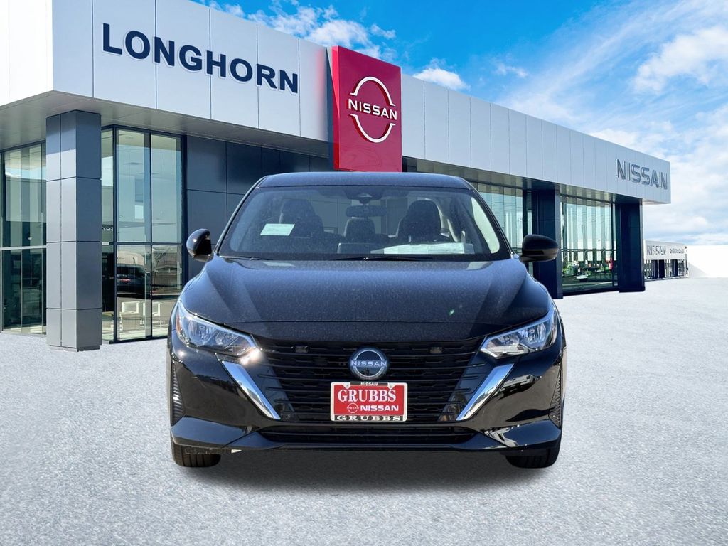 2025 Nissan Sentra SV photo 4