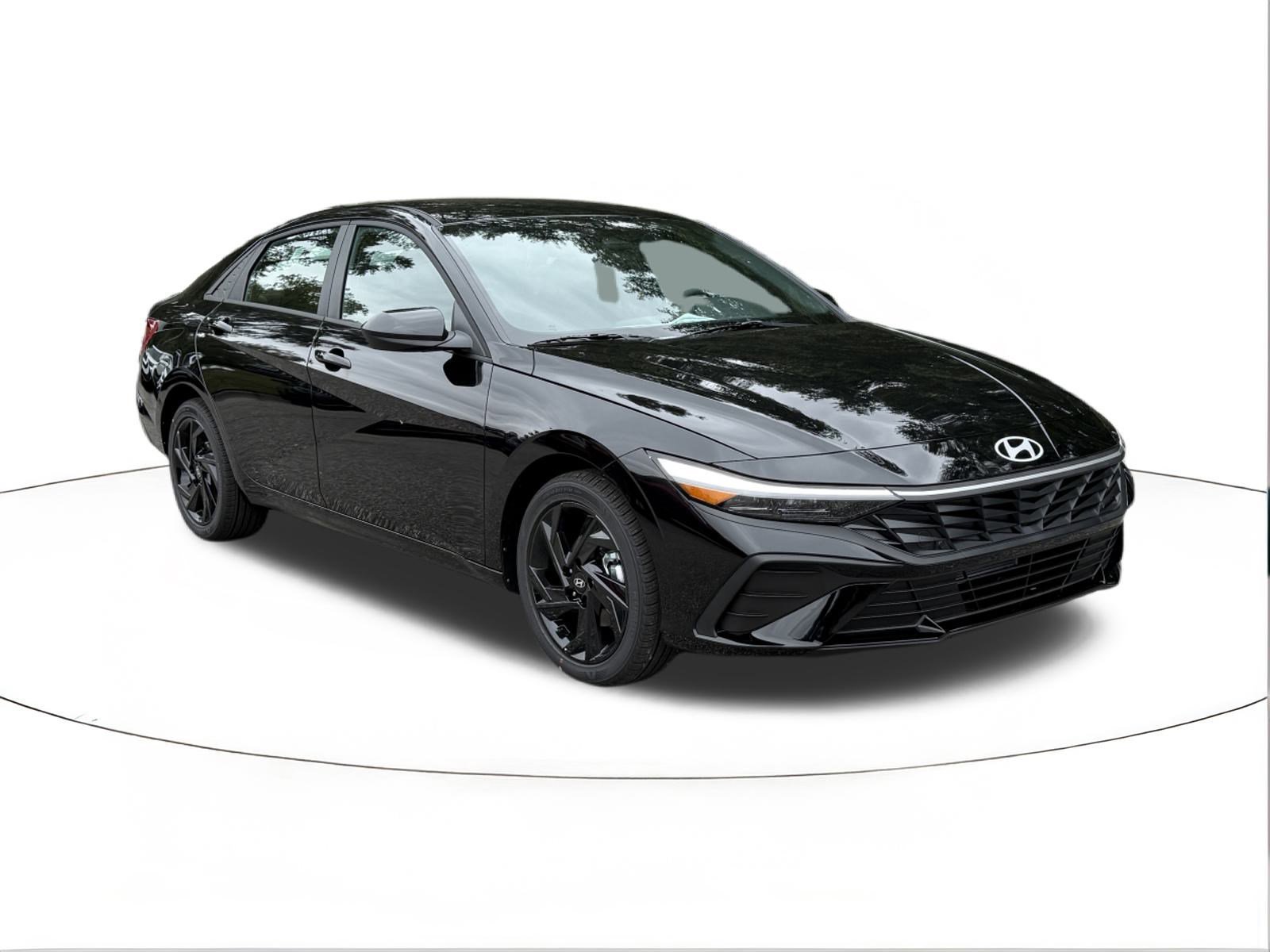 2026 Hyundai Elantra SEL's photo