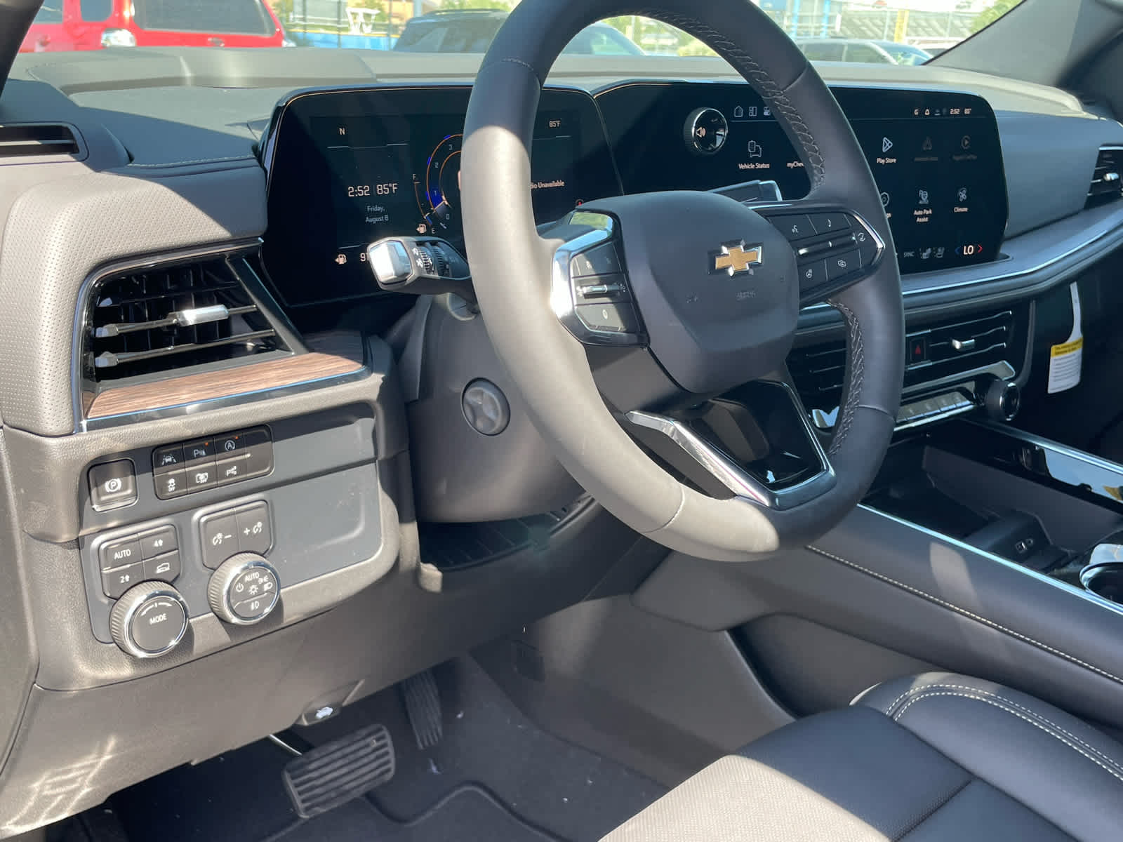 2025 Chevrolet Tahoe Premier photo 25