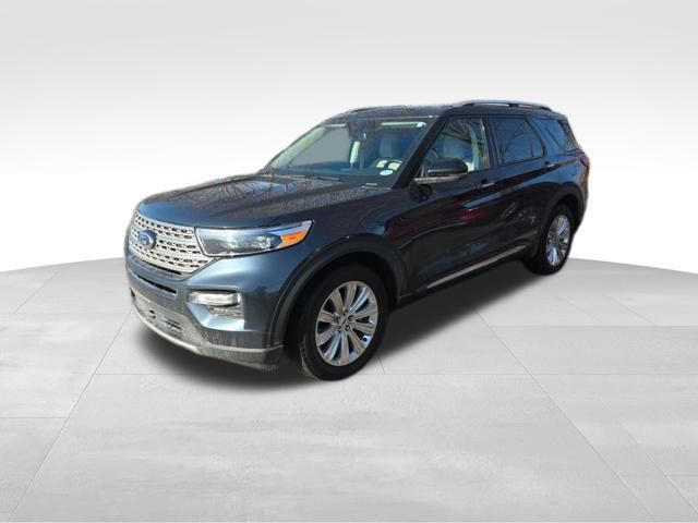 2023 Ford Explorer Limited's photo