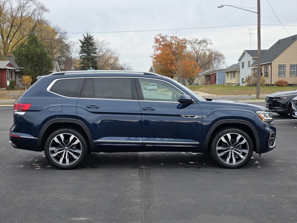 2022 Volkswagen Atlas SEL Premium R-Line's photo