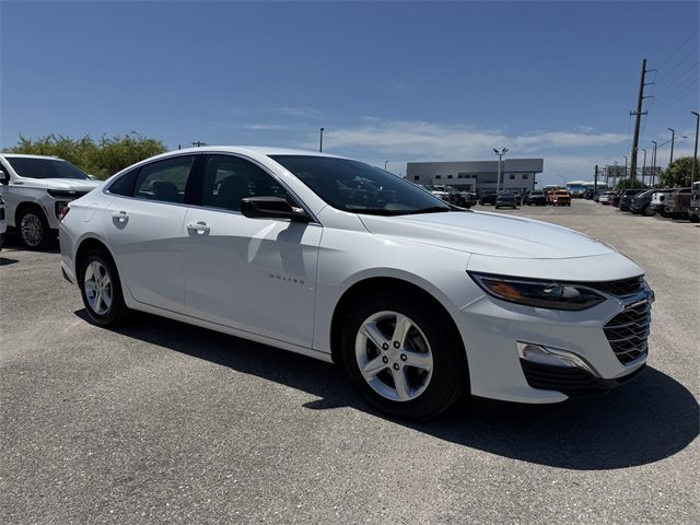 1G1ZB5ST1LF150280