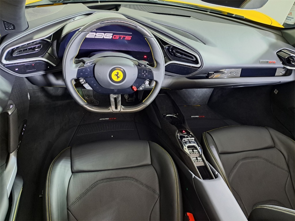 2024 Ferrari 296 GTS photo 4