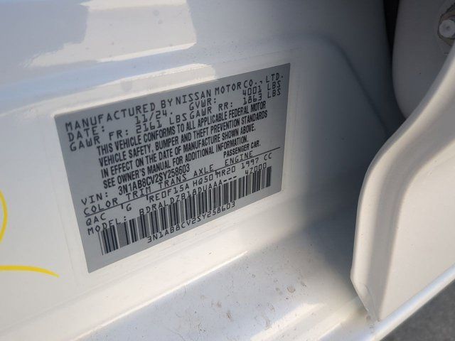 2025 Nissan Sentra SV photo 28