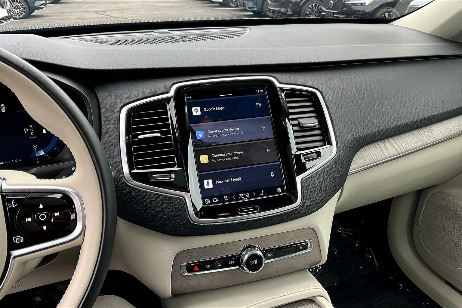 2024 Volvo XC90 Plus photo 3