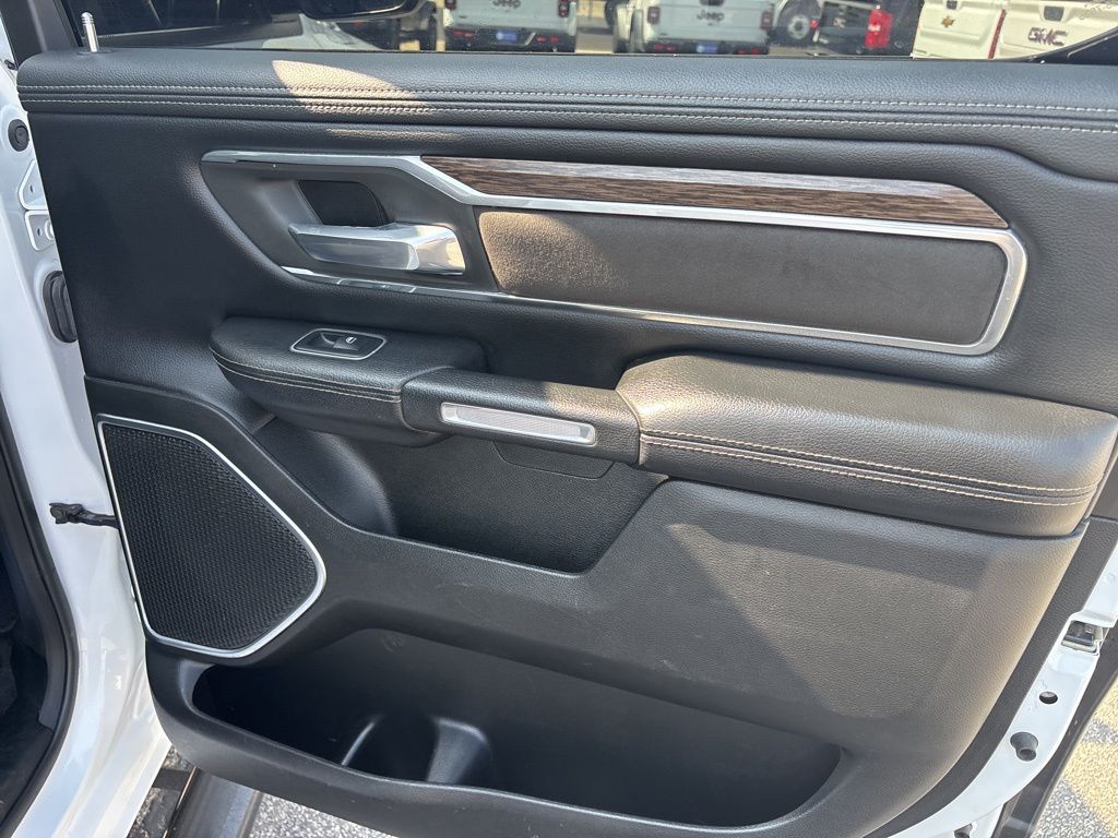 2020 Ram 1500 Laramie photo 31