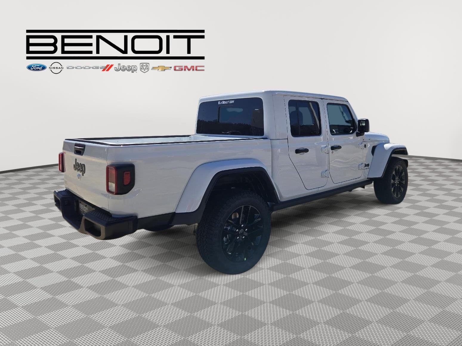 2025 Jeep Gladiator Sport photo 5