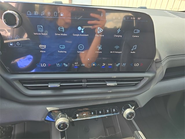 2025 Chevrolet Silverado EV LT photo 19