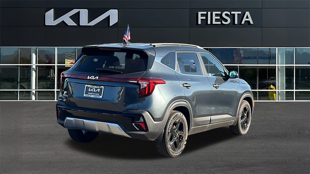2026 Kia Seltos EX photo 3