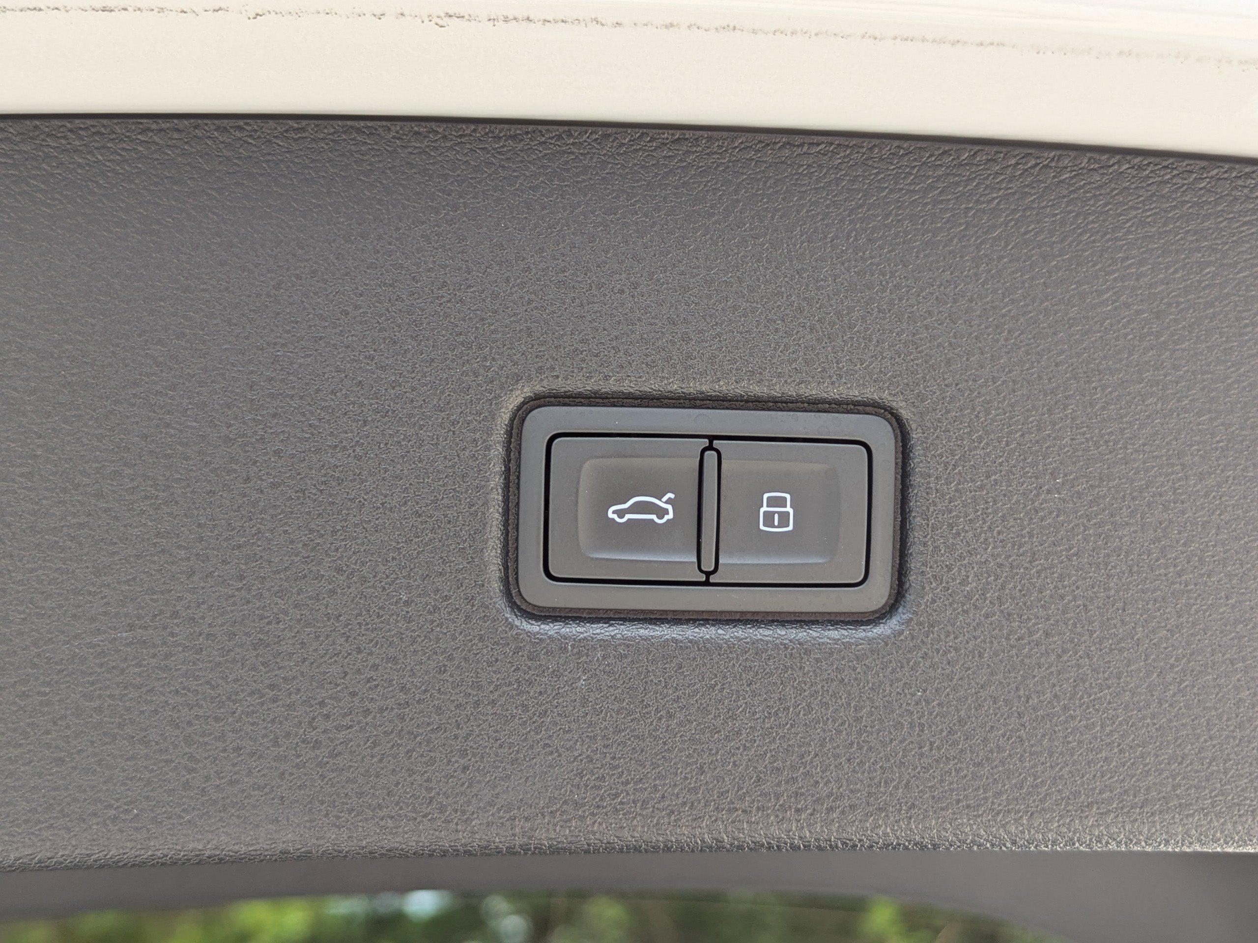 2024 Audi SQ5 Premium Plus photo 12