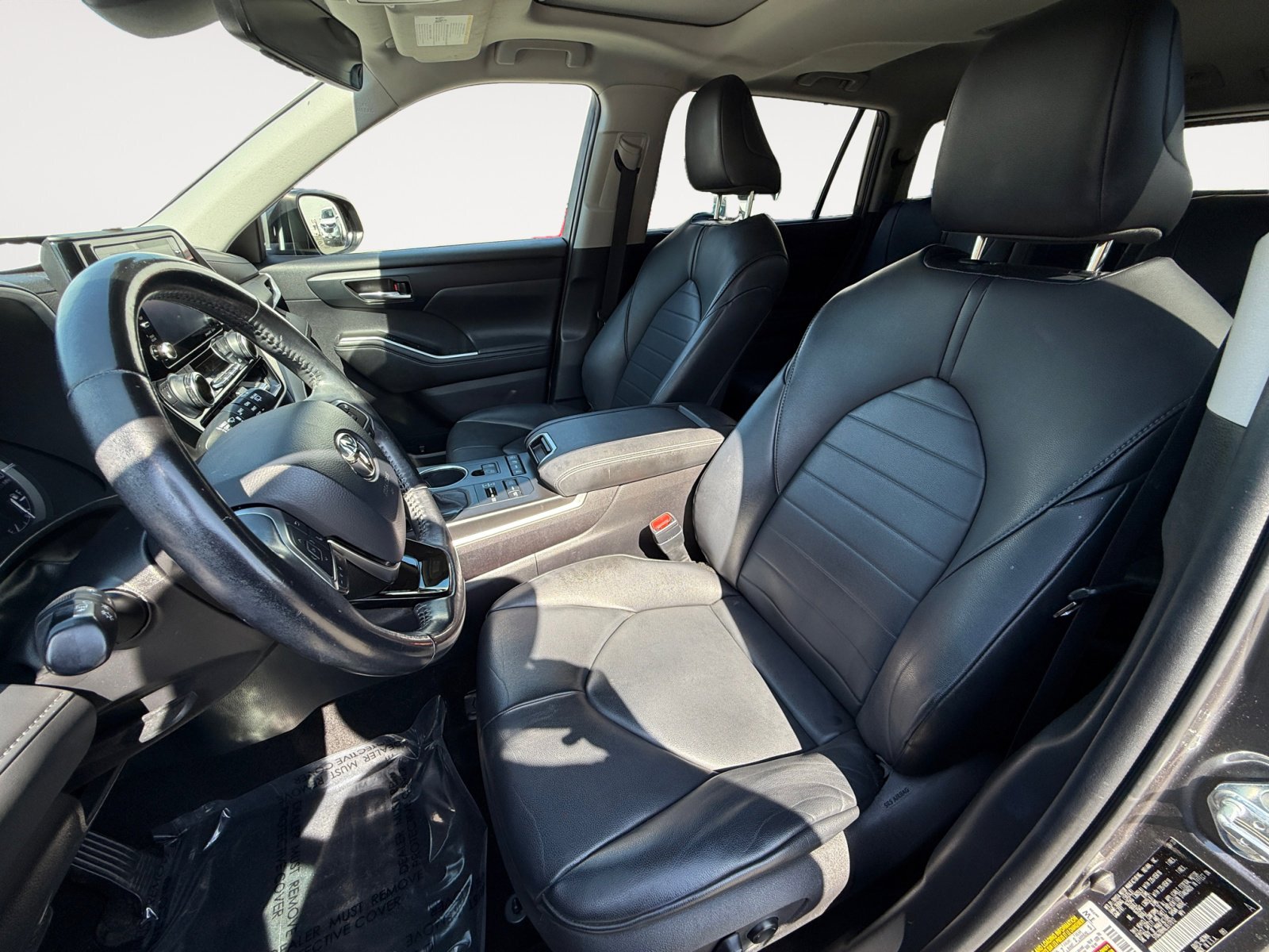 2020 Toyota Highlander XLE photo 9