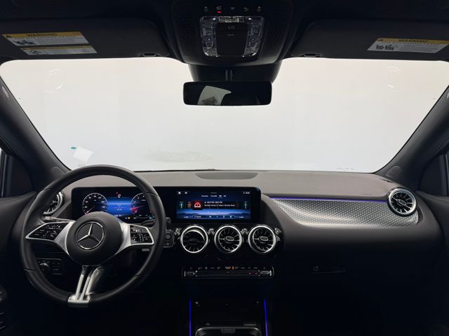 2025 Mercedes Benz GLA 250 photo 3