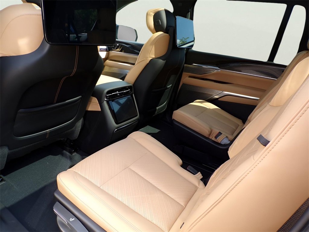 2026 Cadillac Escalade Premium Sport photo 7
