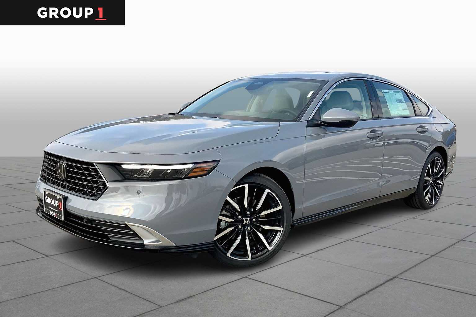 2025 Honda Accord Hybrid Touring's photo