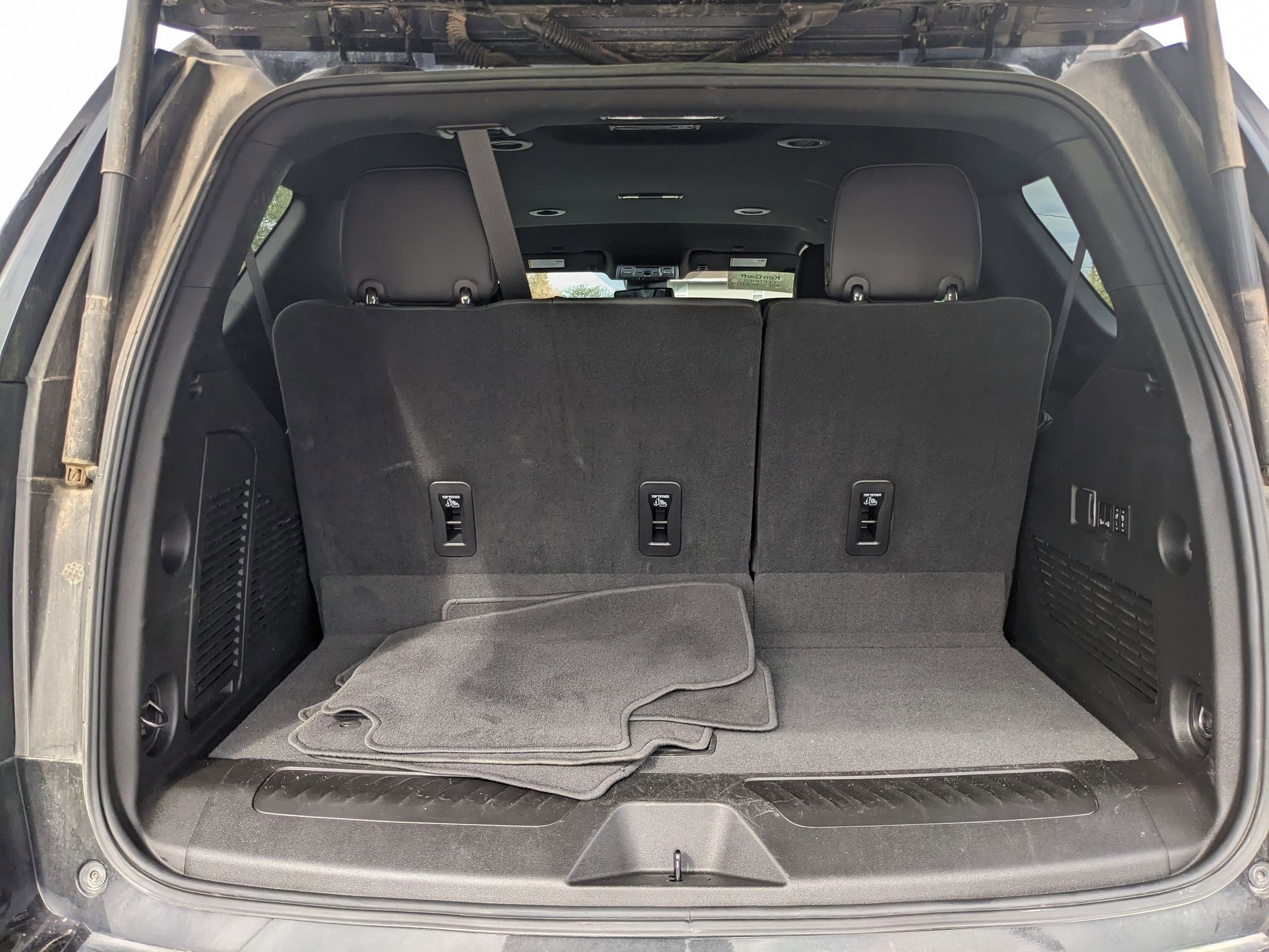 2023 Chevrolet Tahoe LT photo 26