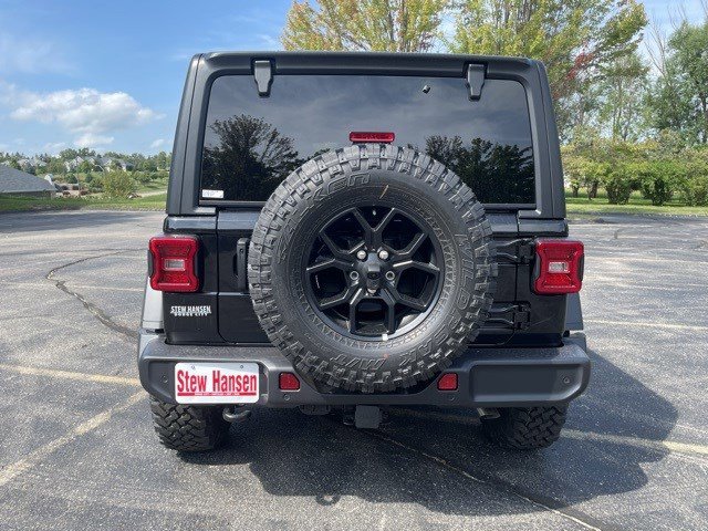 2025 Jeep Wrangler Willys photo 4