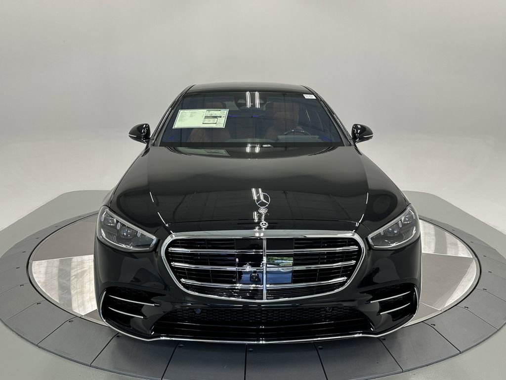 2026 Mercedes Benz S 580 4MATIC photo 2