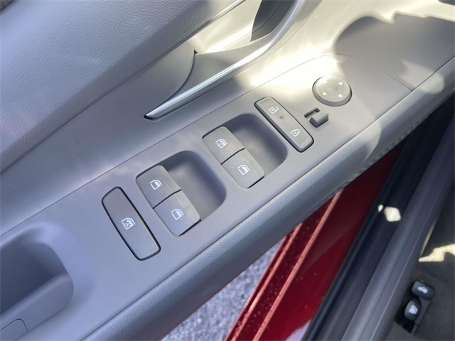 2024 Hyundai Elantra SEL photo 26